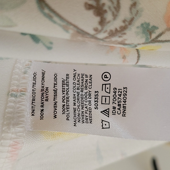 Nwt New Loft Floral Mixed Media Top Blouse Shell Medium - Picture 5 of 6